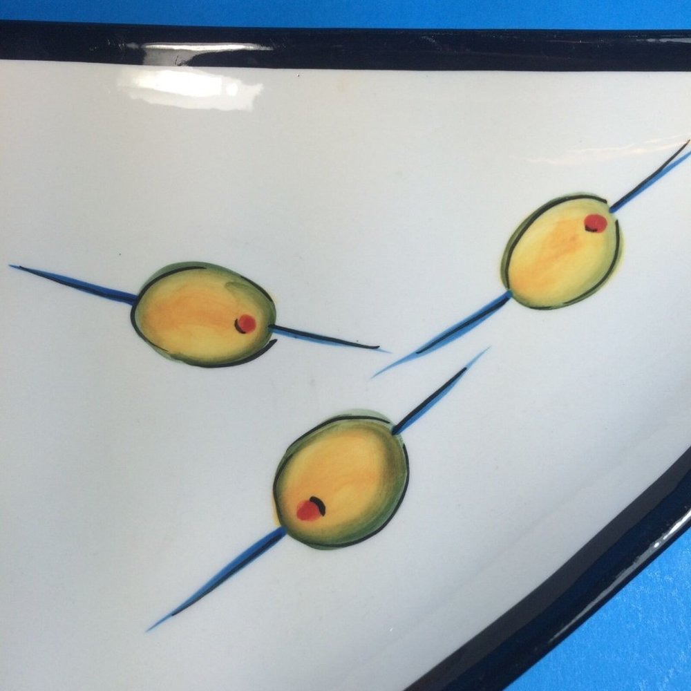HausenWare Olive Retro Mod Stylized Triangle Hors d Oeuvres Mary Jane Mitchell